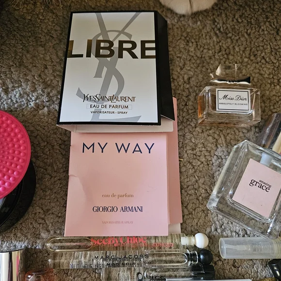 Used Perfume Sample Lot - Picture 9 of 14